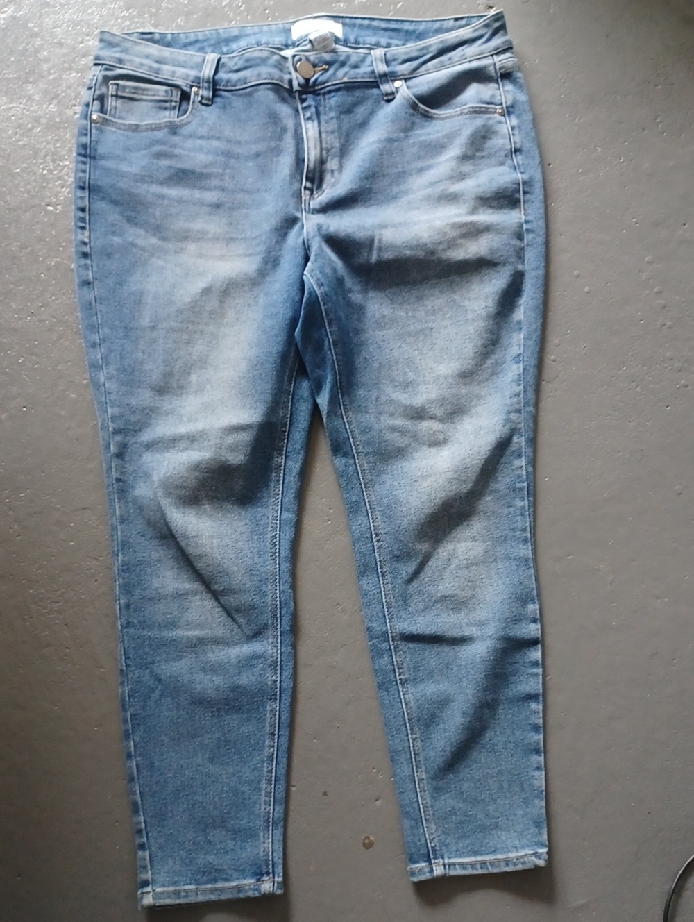 Lane Bryant Mid Rise Super Stretch Skinny Jeans Sz 16 Blue Cropped Distressed
